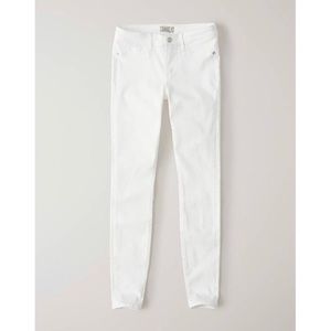 NWOT A&F • Super Skinny Jeans • Size 6 / 28 Regular